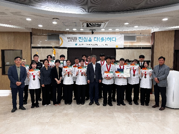 2025년 서울 인터네셔널 푸드 올림픽 요리대회 전원 메달 석권 부총장님 대표이미지
