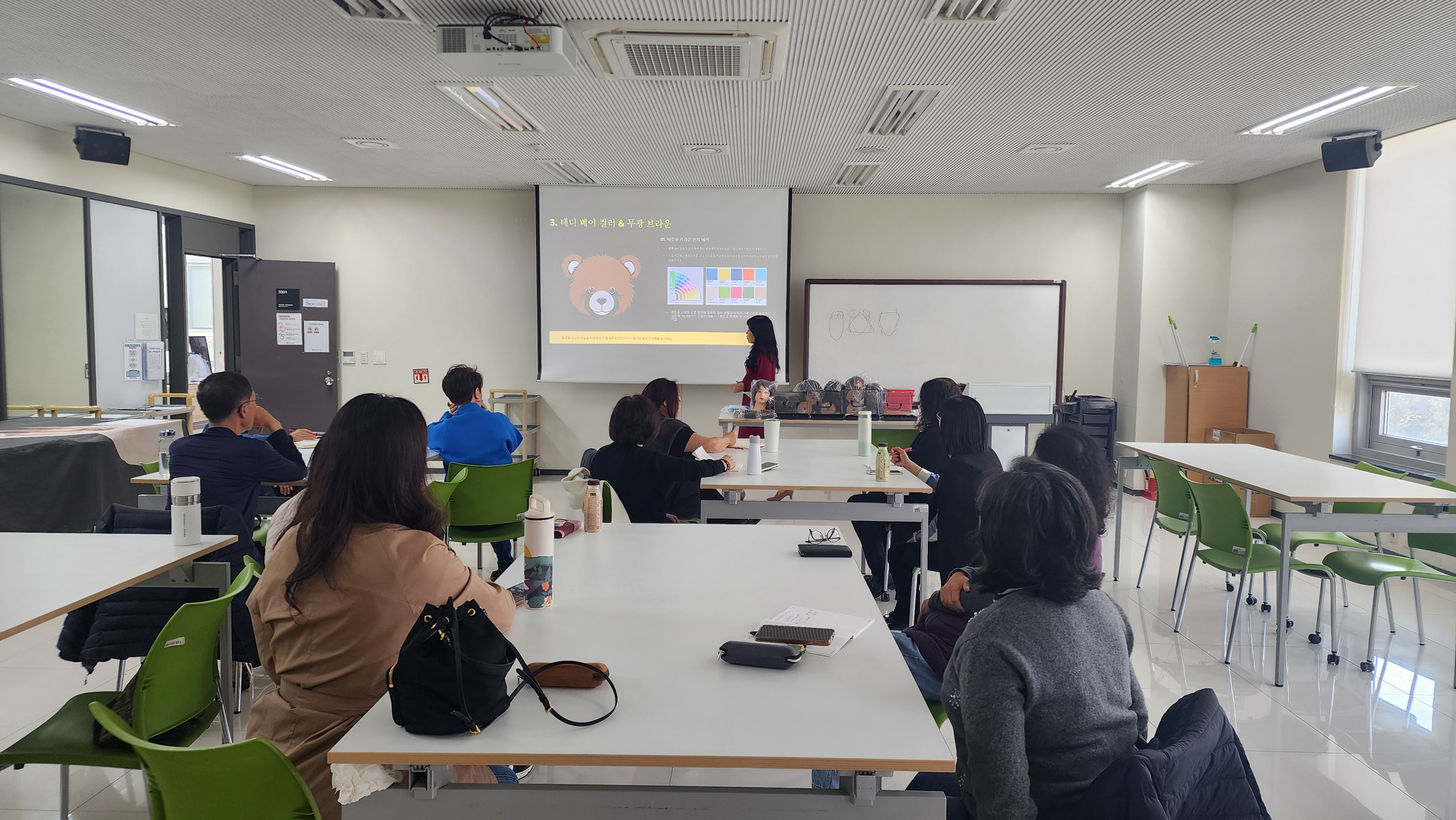 2025 파주시 5060 역량강화 지원 프로그램 헤어스타일링 첨부 이미지