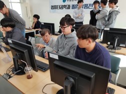 2021학년도 졸업작품전 패널 대표이미지