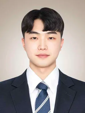 구영훈  사진